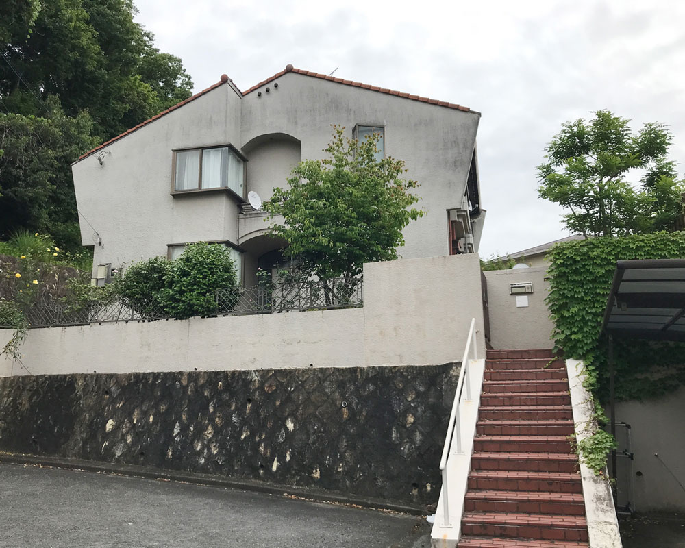 外壁塗装 施工前（奈良市疋田町 P様邸）